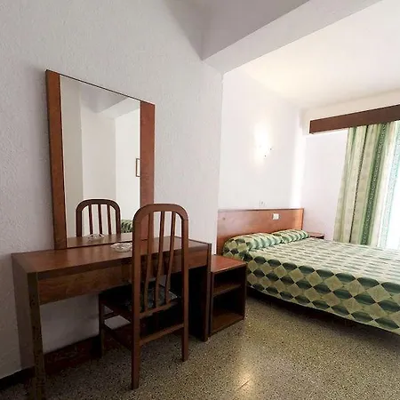 Hotel Hostal Lido *