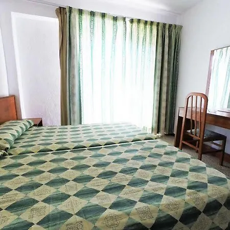 Hotel Hostal Lido *